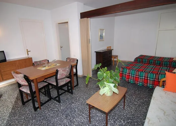 Alexis Basic דירה סאלו